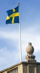 bandiera_svezia_su_parlamento